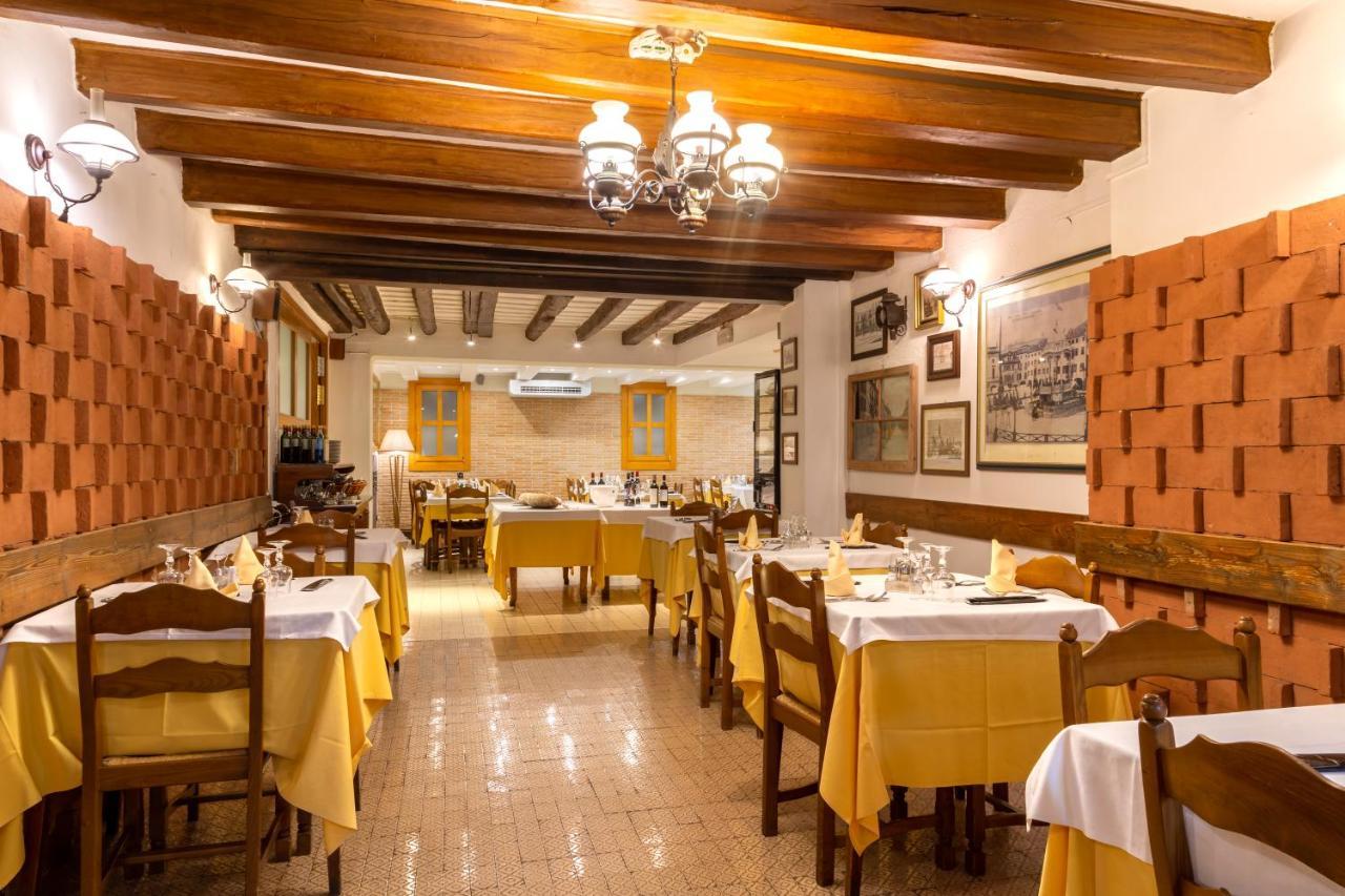 Albergo Ristorante Leon D'Oro Este Exterior photo